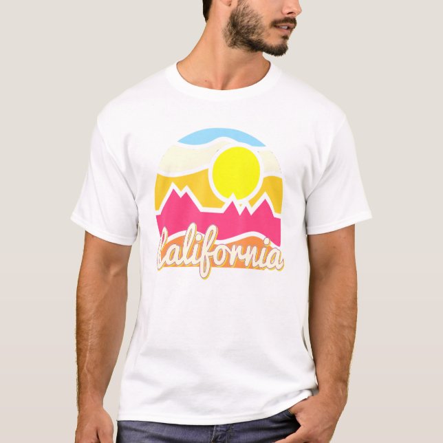California Retro Mountain Sunset Outdoor Vanlife E T-Shirt (Front)