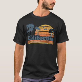 California Vacation Sunset Cute Cali 70s Vintage R T-Shirt