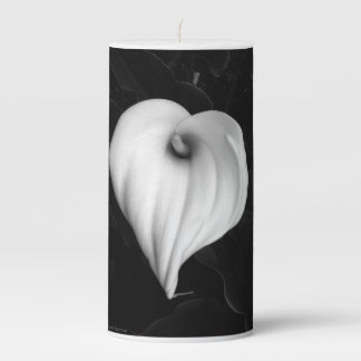 Calla lily candle