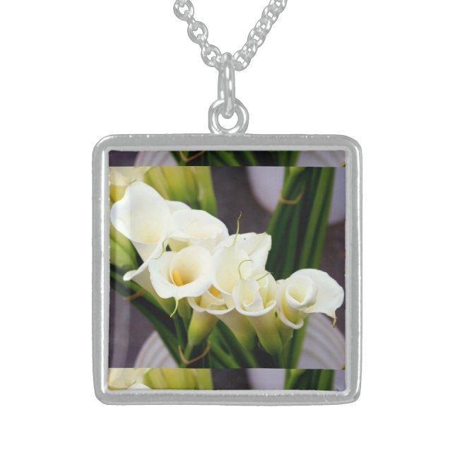 calla lily necklace (Front)