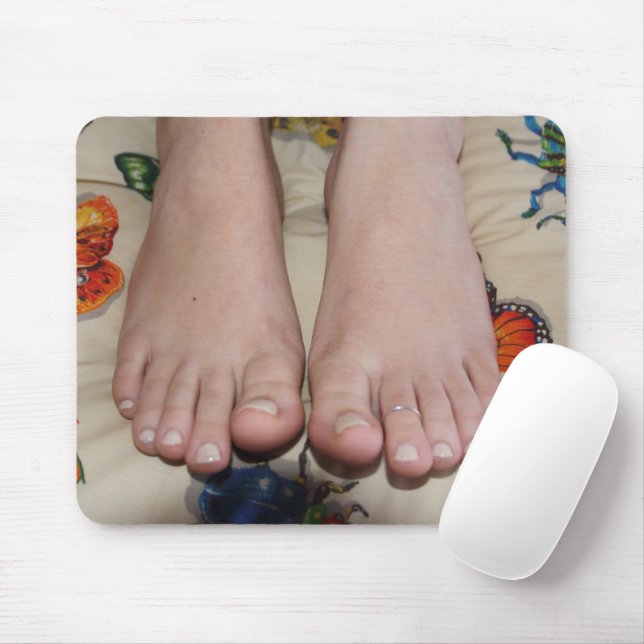 Callie Feet Mousepad (With Mouse)
