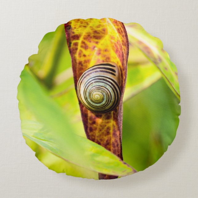 calm attachment round pillow (Front)