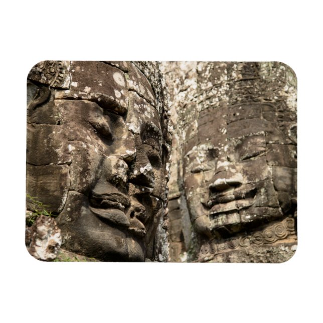 Cambodia, Angkor Wat. Angkor Thom, Bayon Magnet (Horizontal)