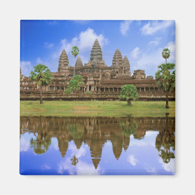 Cambodia, Kampuchea, Angkor Wat temple. Magnet (Front)