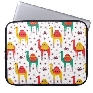 Camel pattern flat color design laptop sleeve