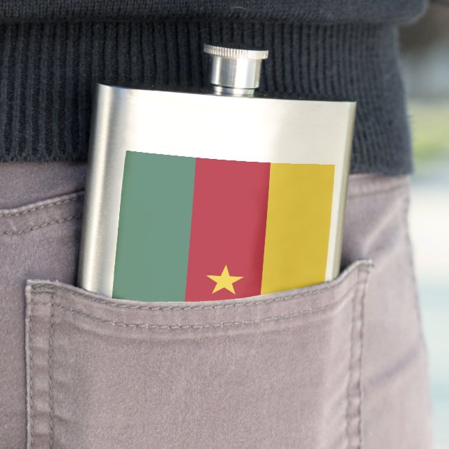 Cameroon flag flask (In Situ)
