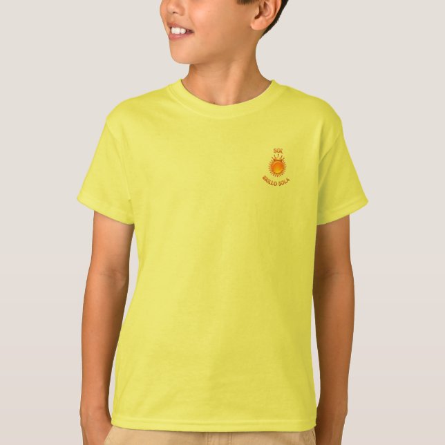 Camiseta “Sol Brillo Sola” – Estilo Fresco con Men T-Shirt (Front)