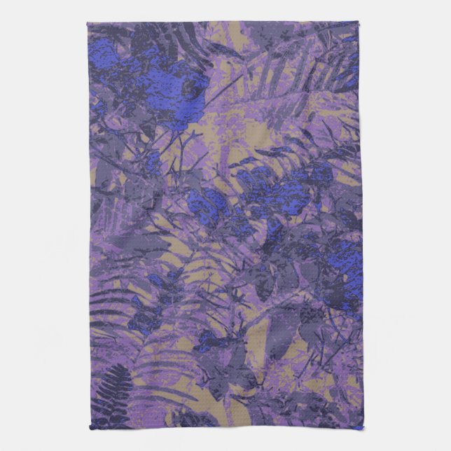 Camouflage against blue flower towel (Vertical)