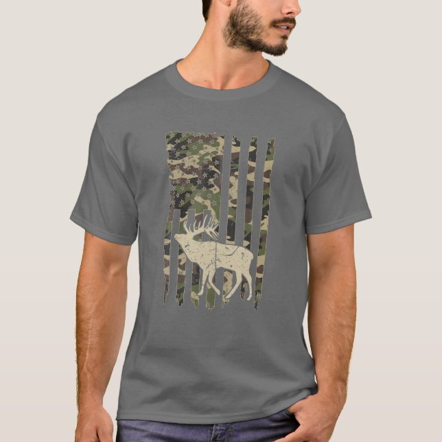 Camouflage American Flag Deer Hunting Costume Hunt T-Shirt (Front)