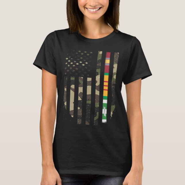 Camouflage Flag American USA Patriotic US Vietnam  T-Shirt (Front)