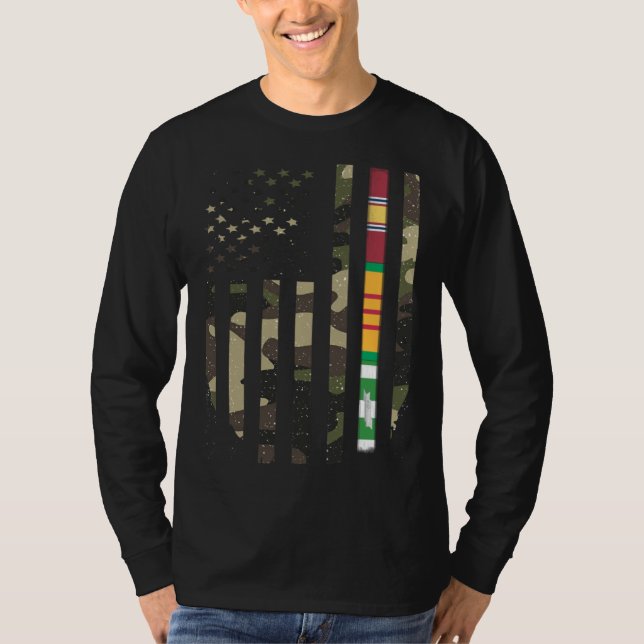 Camouflage Flag American USA Patriotic US Vietnam  T-Shirt (Front)