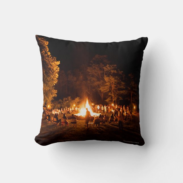 Campfire days, throw pillow (Front)