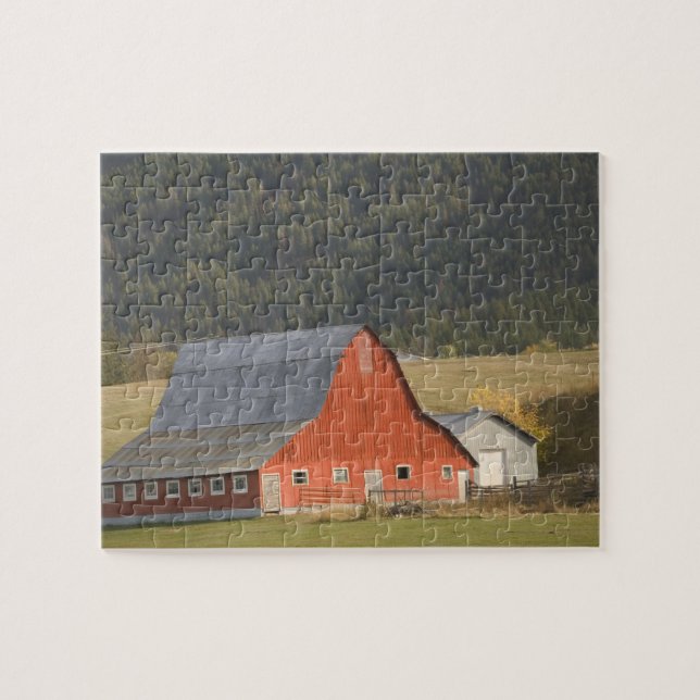 CANADA, British Columbia, Enderby. Red Barn / Jigsaw Puzzle (Horizontal)