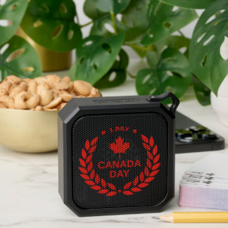 Canada Day Wreath Bluetooth Speaker