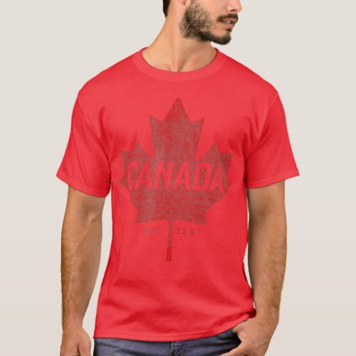 Canada Est 1867 Vintage Faded Canada Maple Leaf  T_Shirt