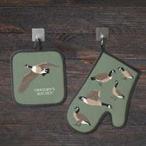 Canada Geese Personalized Goose Themed Oven Mitt & Pot Holder Set