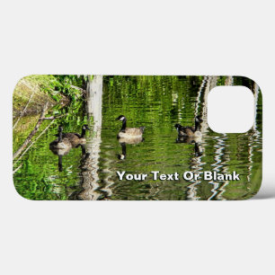 (Canada) Goose Green iPhone 13 Case