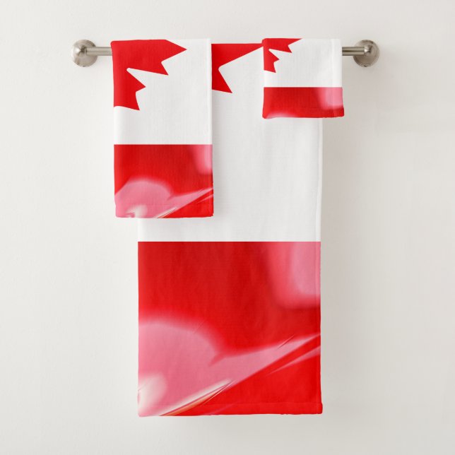 Canadian flag bath towel set (Insitu)