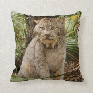 Canadian Lynx 4196e Throw Pillow
