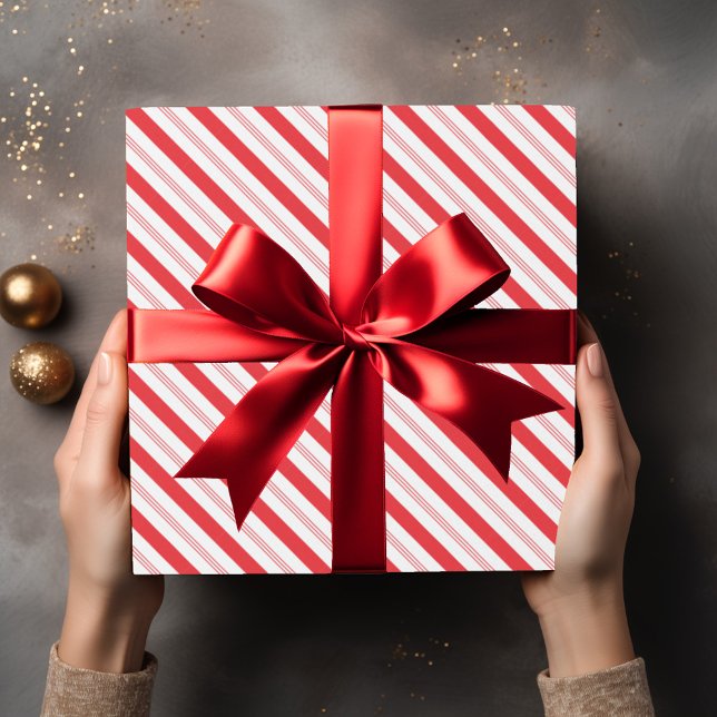 Candy Cane Stripe Pattern Wrapping Paper (Creator Uploaded)