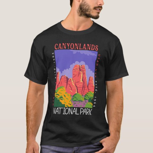 Canyonlands National Park Utah Distressed T_Shirt