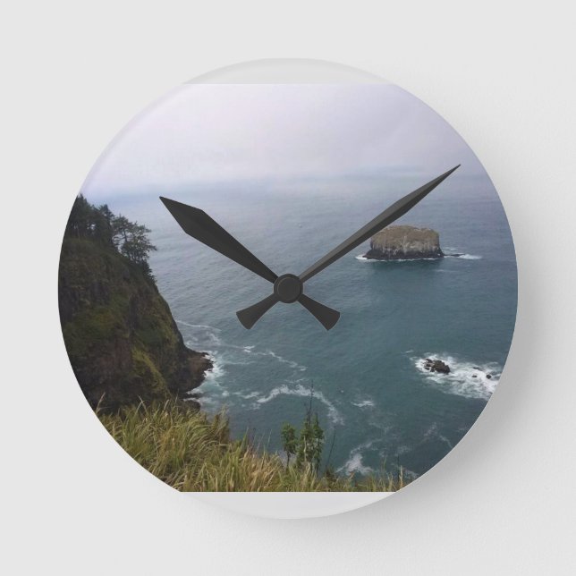 Cape Meares, Oregon Coast Round Clock (Front)