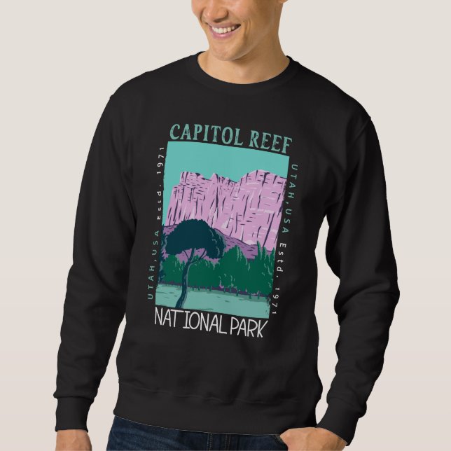  Capitol Reef National Park Utah Distressed Retro Sweatshirt (Front)
