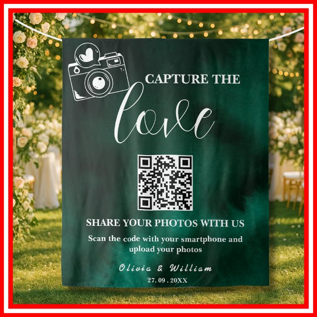 Capture The Love Emerald Green QR Backdrop (Creator Uploaded)