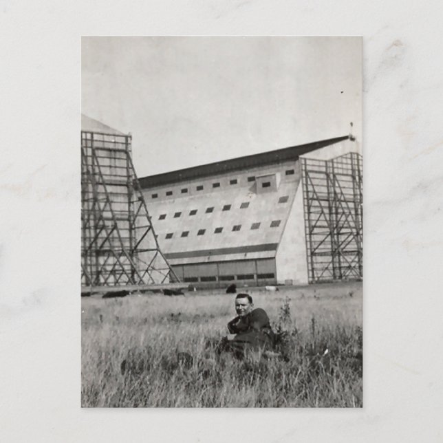 Cardington sheds postcard (Front)