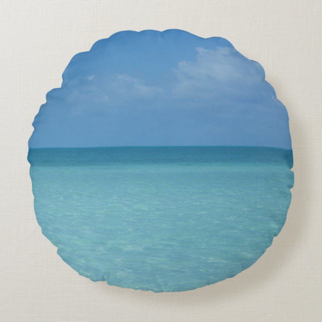 Caribbean Horizon Tropical Turquoise Blue Round Pillow (Front)