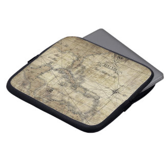 Caribbean - old map laptop sleeve