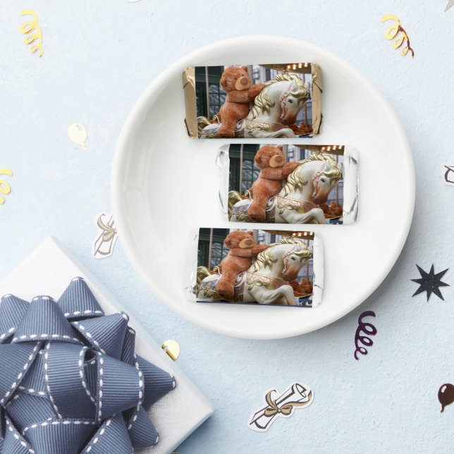 Carousel with Teddy Bear Hershey's Miniatures (Party)