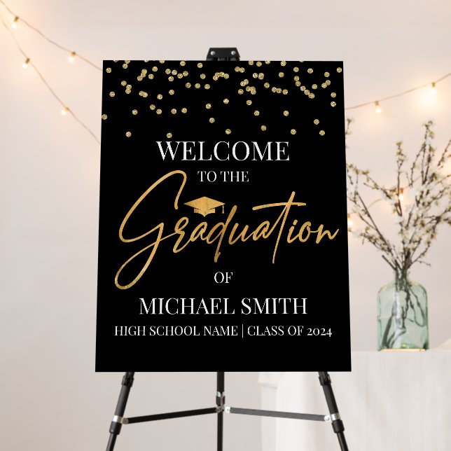 Cartón Pluma Black & Gold Graduation Welcome Sign (In Situ (Stand))