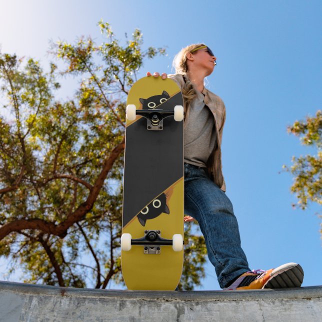 Cartoon eyes skateboard (Outdoor 1)