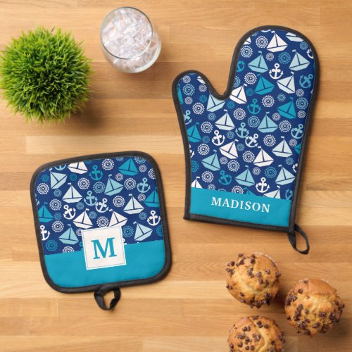 Cartoon Pattern With Sailboats Oven Mitt  Pot Holder Set