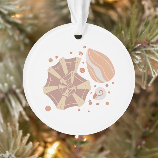 Cartoon seashell with doodle ornament   (Tree)