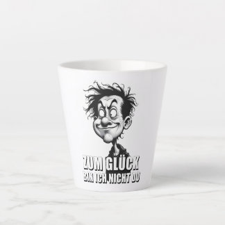 Cartoonkunst mit „Zum Glück…“-Zitat Latte Mug