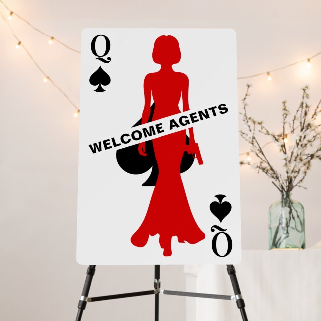 Casino Birthday Party, Vegas Poker Card Welcome Foam Board (In Situ (Stand))
