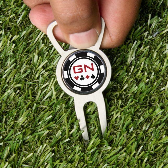 Casino Black And White Poker Chip With Initials Divot Tool (Insitu 1)