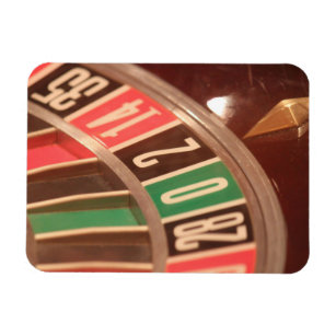 Casino Gambling Roulette Wheel Vintage Retro Style Magnet