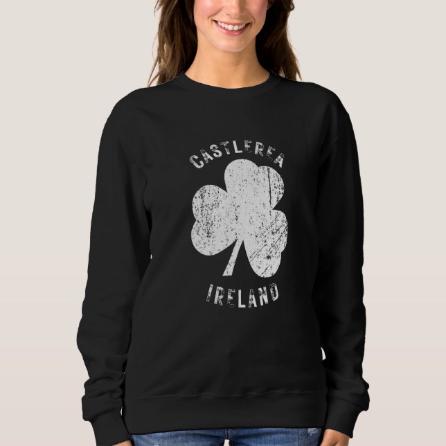 Castlerea Roscommon Ireland Vintage Shamrock Distr Sweatshirt (Front)