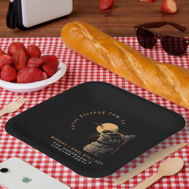 Cat 2024 Total Solar Eclipse Viewing Party Invi Paper Plates (Picnic)