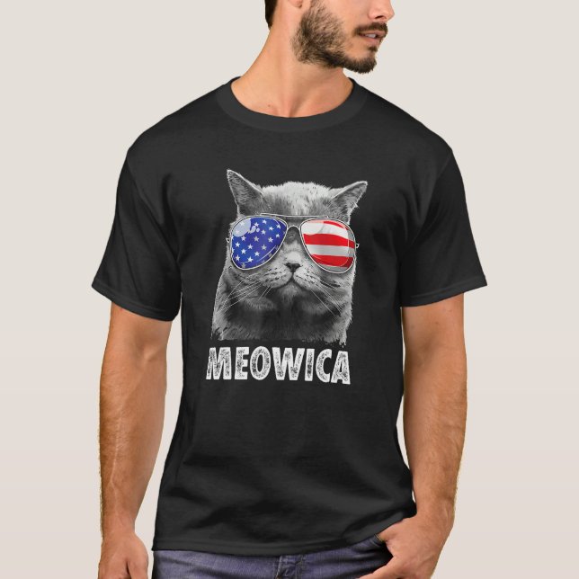 Cat 4th Of July Meowica American Flag Sunglasses T-Shirt (Front)