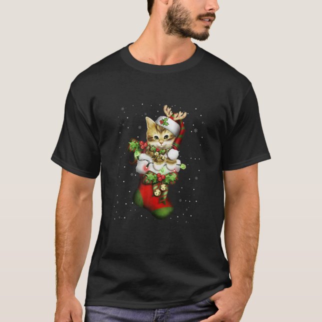 Cat And Christmas Socks Xmas Gift Merry Christmas T-Shirt (Front)