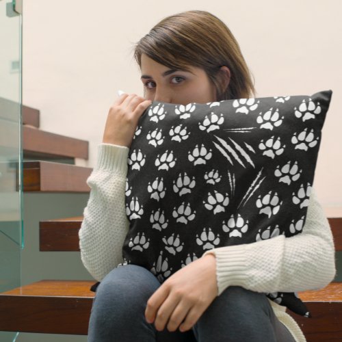 Cat Claw Scratch Chic Pattern WhiteBlack Throw Pillow