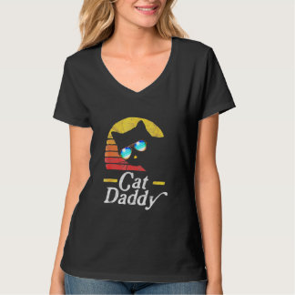 Cat Daddy Vintage 80s Cat Retro Sunglasses Distres T-Shirt