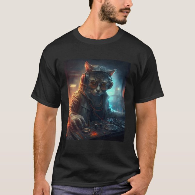 Cat DJ Club Music Fan Mixing Desk Music Producer T-Shirt (Front)