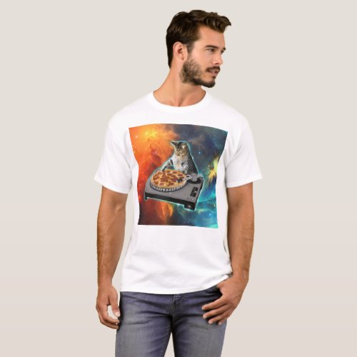 Cat dj disc jockeys sound table T_Shirt