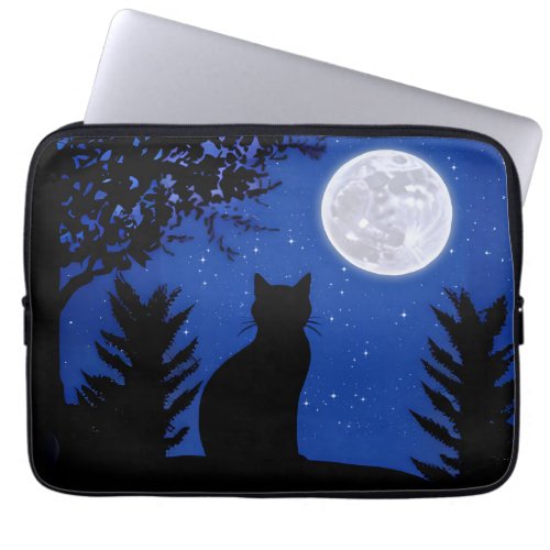 Cat Gazing at the Full Moon Laptop Sleeve
