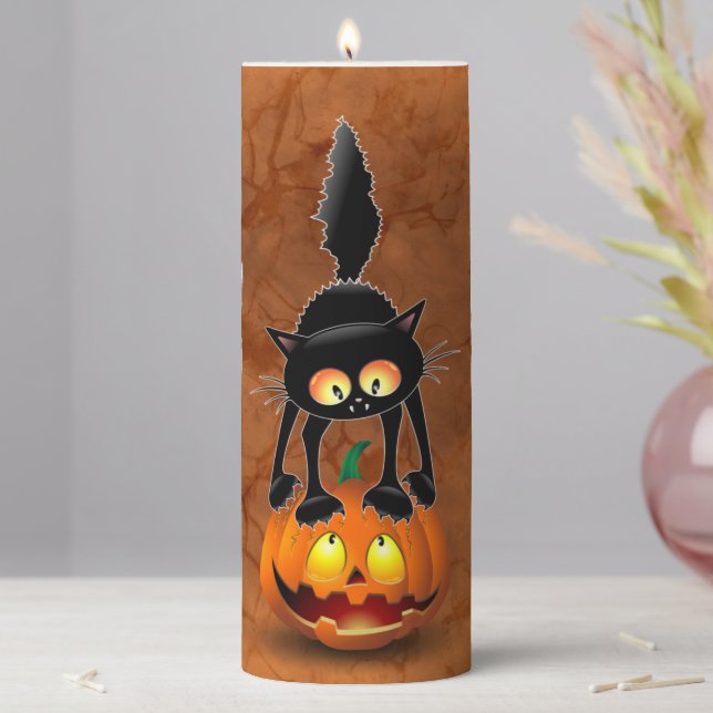 Cat Halloween Scared Cartoon on Pumpkin Pillar Candle (In Situ)